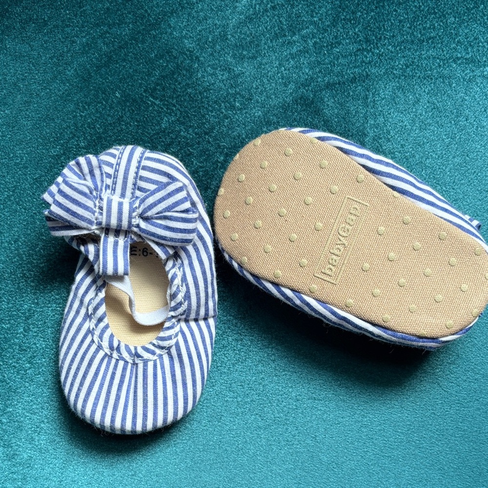 Baby Gap Blue Striped Baby Shoes with Bow